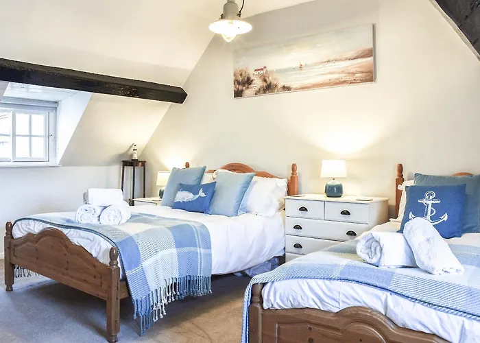 Sea Dog - Uk42479 Holiday home *