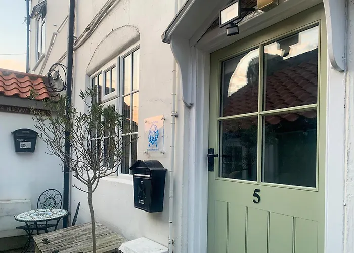 Sea Dog - Uk42479 Whitby