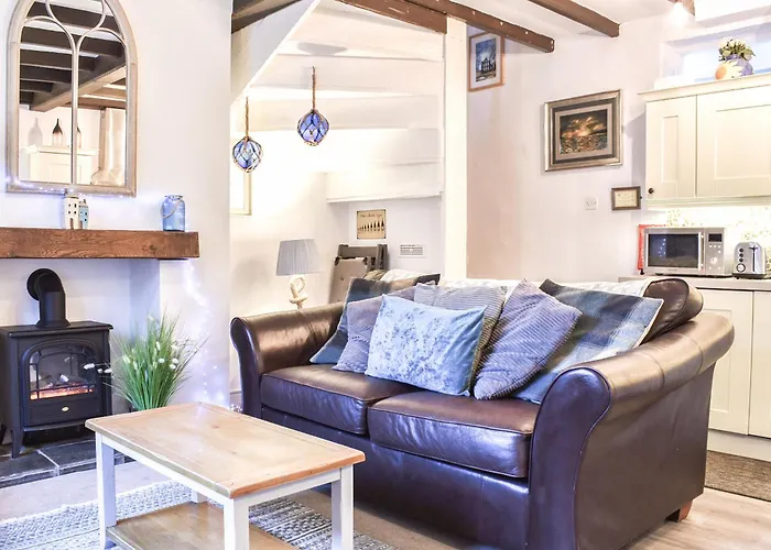 Sea Dog - Uk42479 Holiday home Whitby